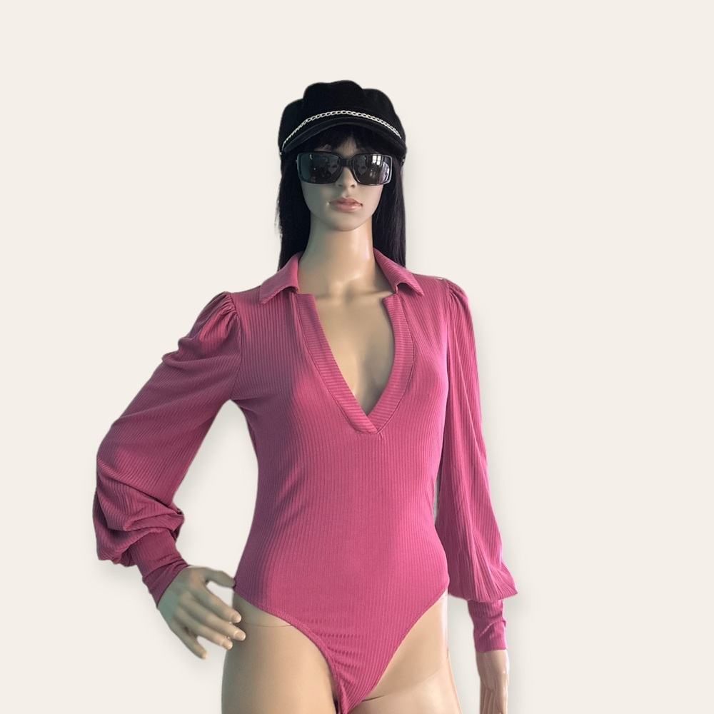 🩷 Better Off Solo Ribbed Bodysuit 🩷